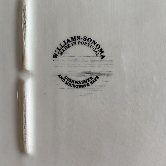 Williams Sonoma Portugal Hand Painted Olive Branches Oval Casserole Dish - Picture 7 of 8